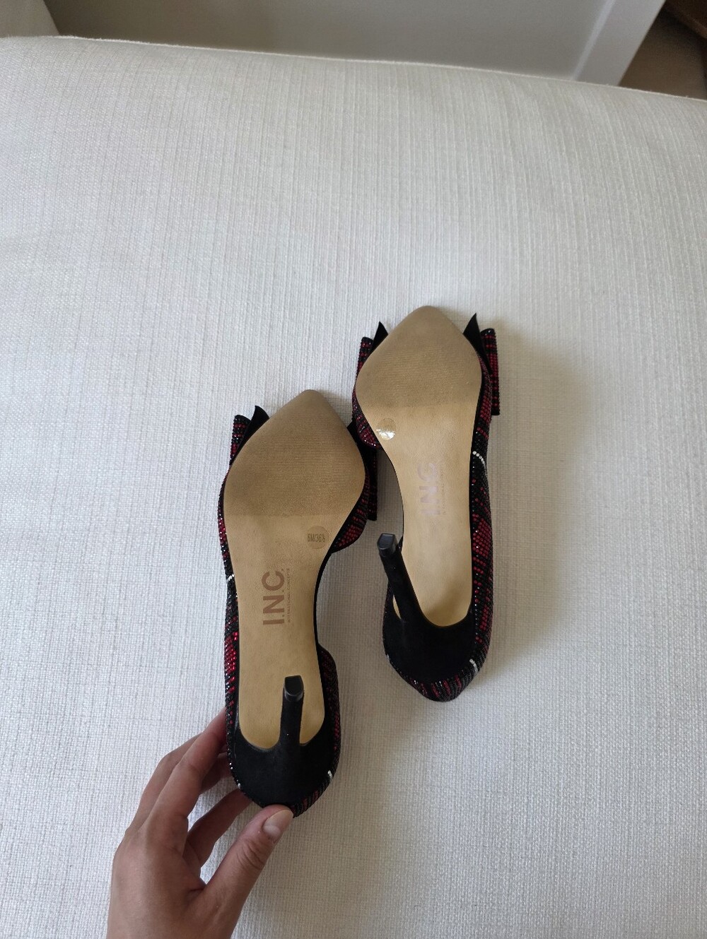 INC Red and Black Crystal Bow Pointed-Toe Women's Pumps - Picture 5 of 5